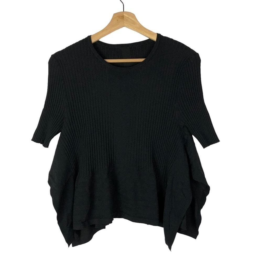 Boutique Black Ribbed Asymmetrical Hem Short Sleeve Top S